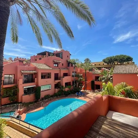 , Elviria Apartamento Cerca De La Playa