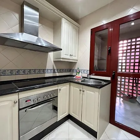 , Elviria Apartamento Cerca De La Playa